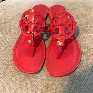 Tory Burch Poppy Red Patent Miller Sandals SZ: 9
